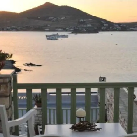 Isabella Naousa (Paros)