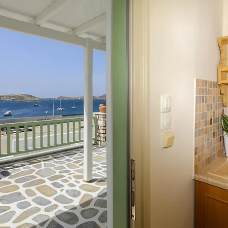 Isabella Naousa (Paros)